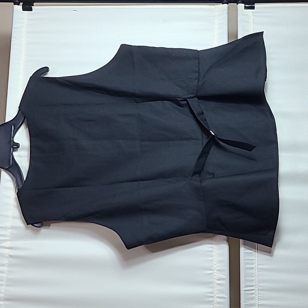 NWT Belle pogue vest - Picture 3 of 6